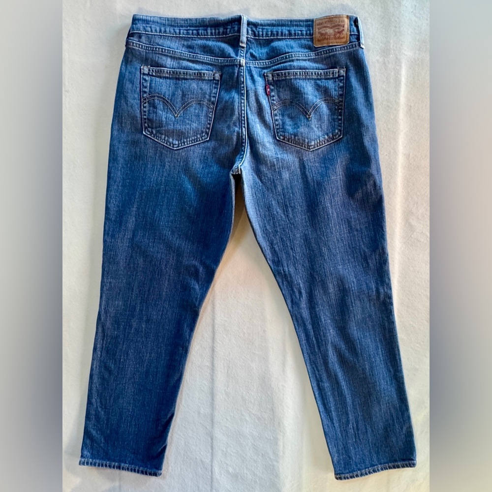 Levi's Boyfriend Jeans Mid-Rise Tapered Leg (W31 L27) - Picture 4 of 16